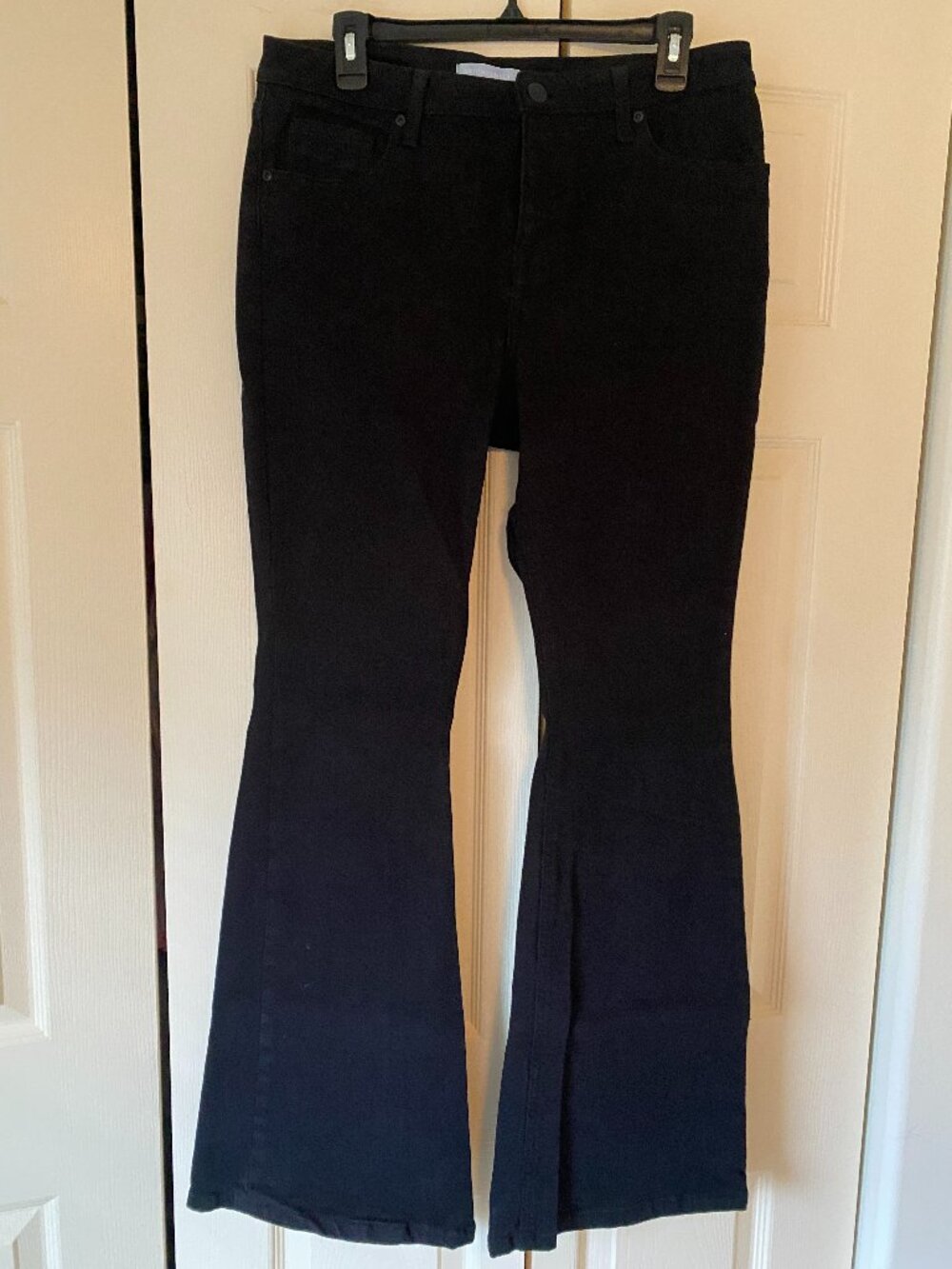 ANTONIO MELANI black flare jeans, Size 32